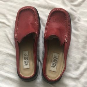 American Eagle, red mules, “Brynne” worn once, size 8 1/2